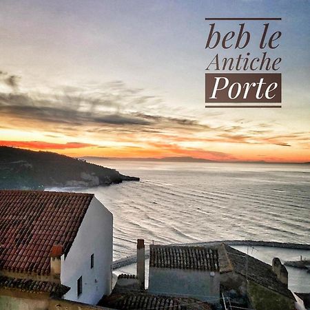 Le Antiche Porte Peschici Bagian luar foto