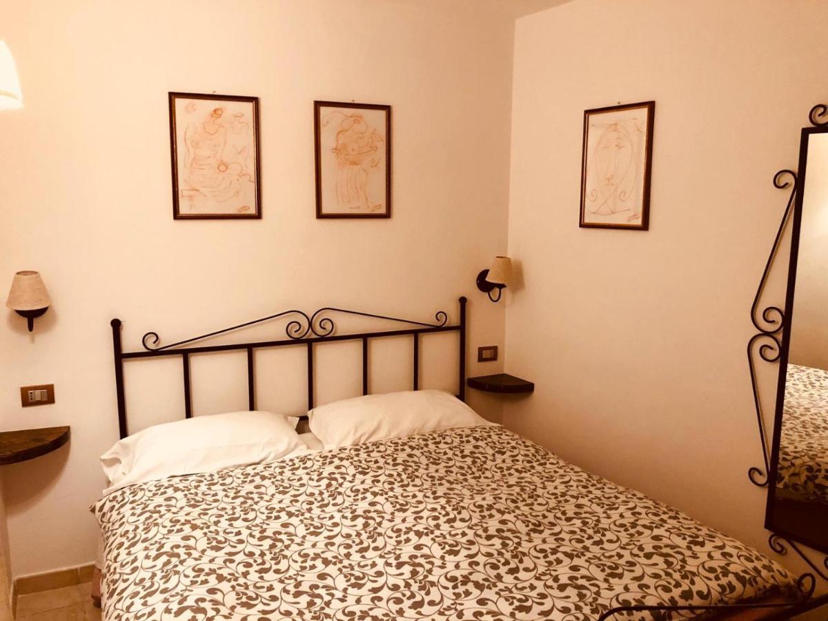 Le Antiche Porte Peschici Bagian luar foto