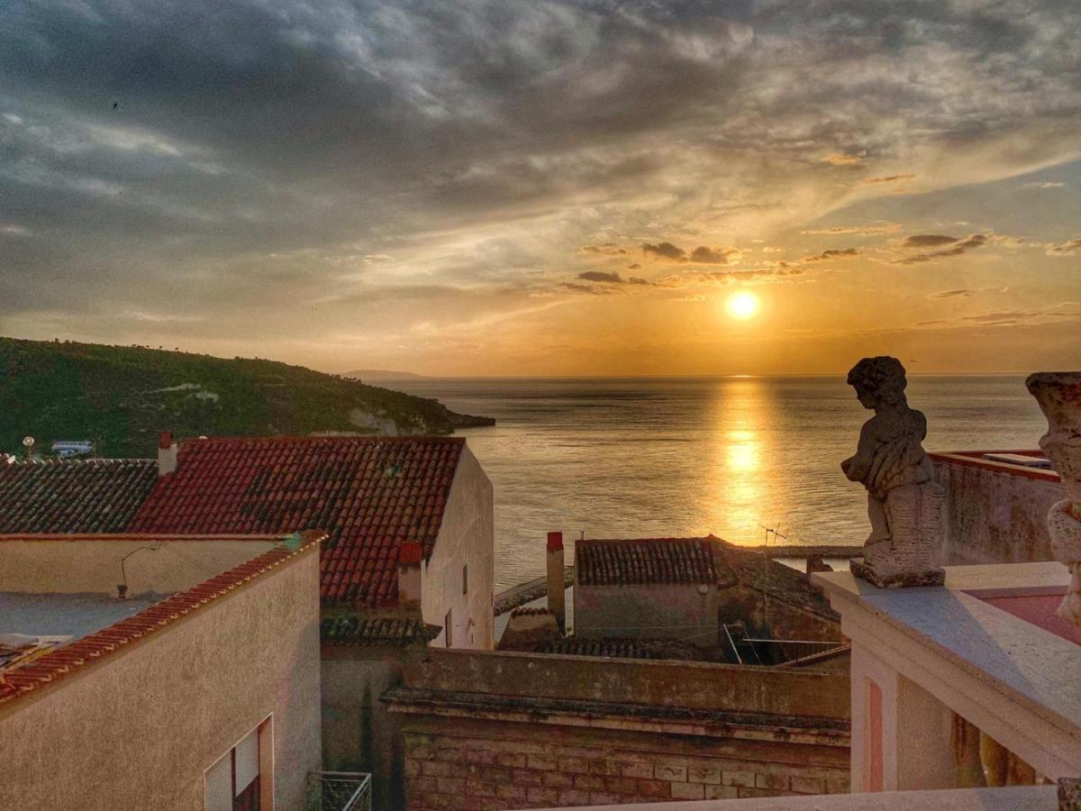 Le Antiche Porte Peschici Bagian luar foto