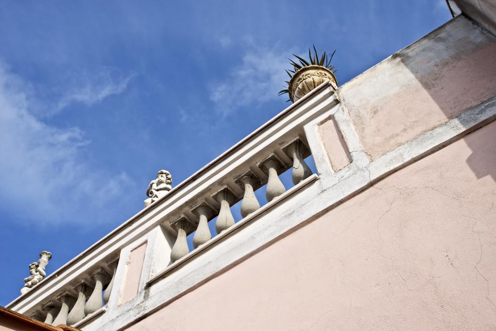 Le Antiche Porte Peschici Bagian luar foto