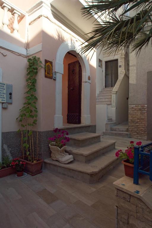 Le Antiche Porte Peschici Bagian luar foto