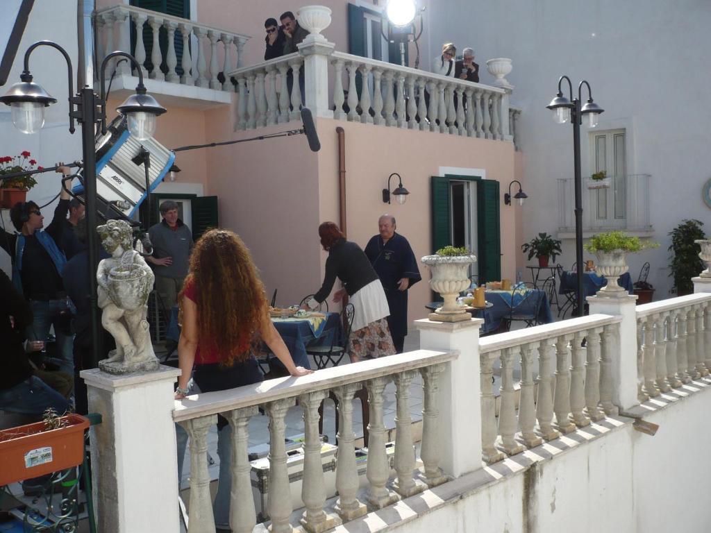 Le Antiche Porte Peschici Bagian luar foto
