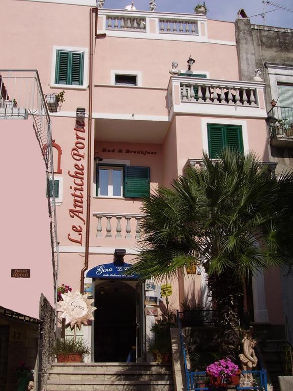 Le Antiche Porte Peschici Bagian luar foto